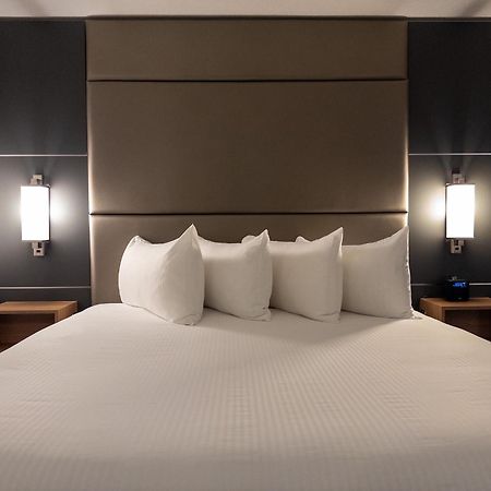 Carriage House Hotel And Conference Centre Calgary Luaran gambar