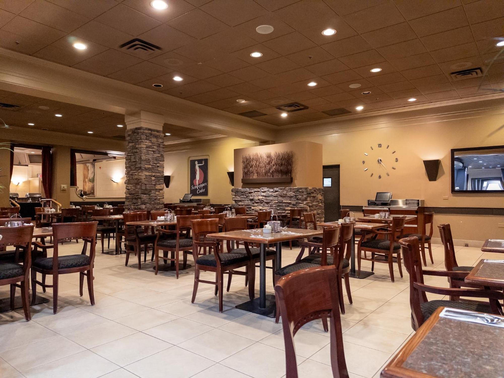 Carriage House Hotel And Conference Centre Calgary Luaran gambar