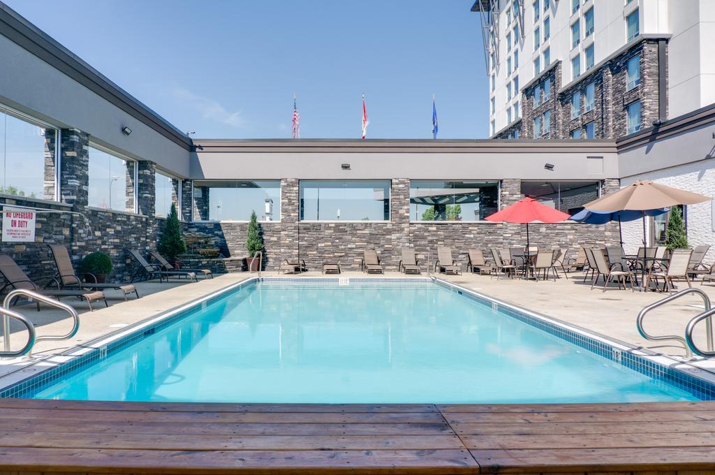 Carriage House Hotel And Conference Centre Calgary Luaran gambar